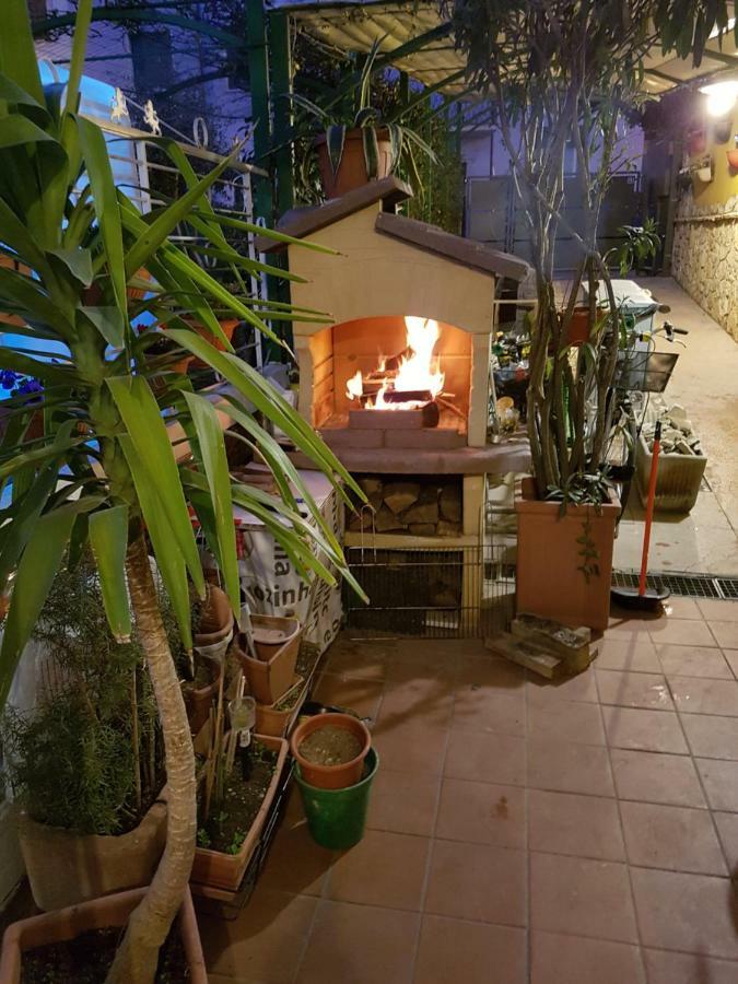 Dora Baltea Monolocale Primo Piano Mansarda Secondo Piano Verona Luaran gambar